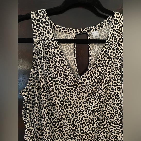 Cheetah print top - Picture 2 of 3